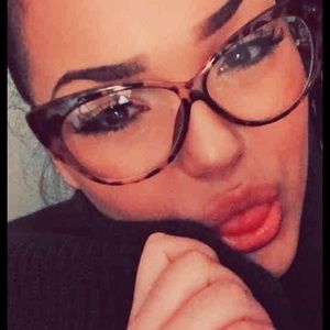 - BUNDLE LEOPARD GLASSES AND VEGAN LEATHER WATCH